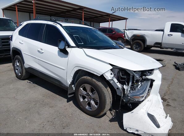2T3W1RFV6SC349548 2025 TOYOTA LE Белый Передняя правая четверть