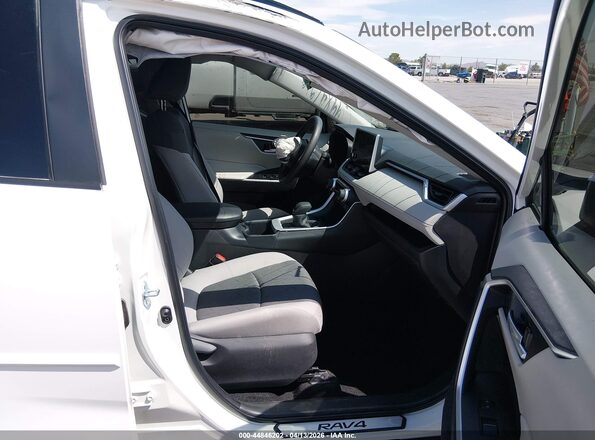 2T3W1RFV6SC349548 2025 TOYOTA LE Белый Вид салона спереди