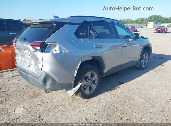 2T3W1RFV8RC259604 2024 TOYOTA LE Silver Tył prawy