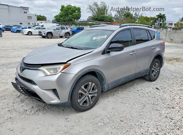 2T3ZFREV9HW334713 2017 TOYOTA LE Silver Передня ліва чверть