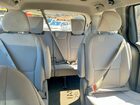 2018 Kia Sedona L Серый vin: KNDMA5C12J6400723