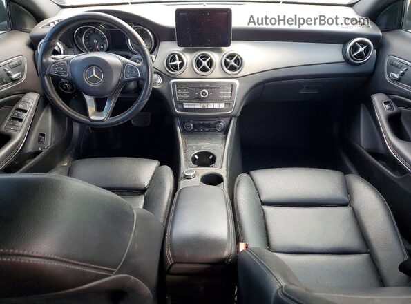 WDCTG4EB5JJ459184 2018 MERCEDES-BENZ GLA Черный Вид щитка приборов
