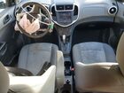 2020 Chev Sonic Белый vin: 1G1JG6SB1L4106397