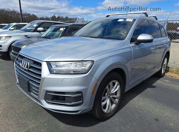 WA1LAAF74JD004268 2018 AUDI Q7 Silver Задня ліва чверть