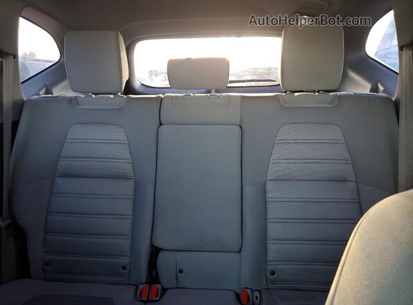 2HKRW5H38JH415444 2018 HONDA CR-V Silver Widok wnętrza z tyłu