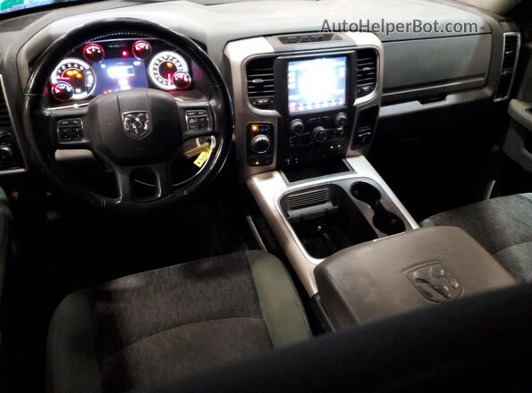 1C6RR7LMXJS354528 2018 RAM 1500 Black Widok zestawu wskaźników