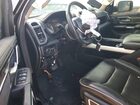 2020 Ram 1500 Laramie Black vin: 1C6SRFJM8LN201694