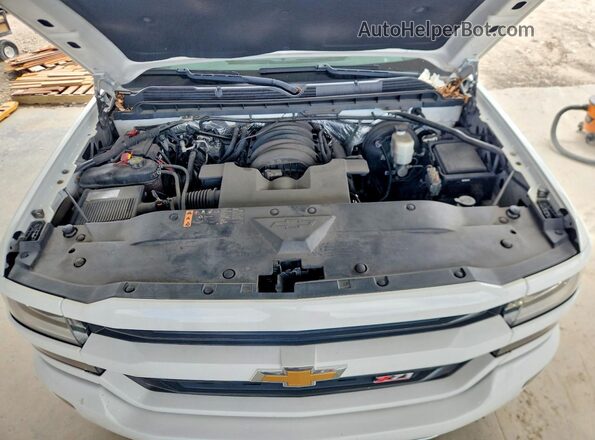3GCUKREC0HG241177 2017 CHEVROLET SILVERADO White Widok wnętrza z tyłu