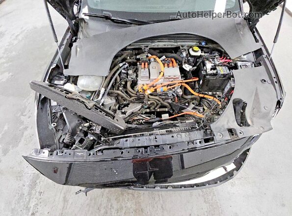 YSMFD3KA6RL212892 2024 POLESTAR 2 Gray Widok wnętrza z tyłu