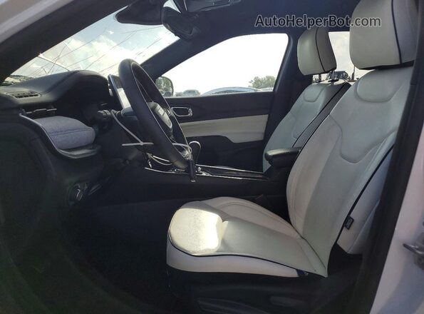 3C4NJDAN8PT507634 2023 JEEP COMPASS Белый Вид панели приборов