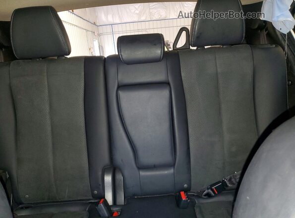 JA4ATWAAXTZ004038 2026 MITSUBISHI ECLIPSE Серебряный Вид задней части салона