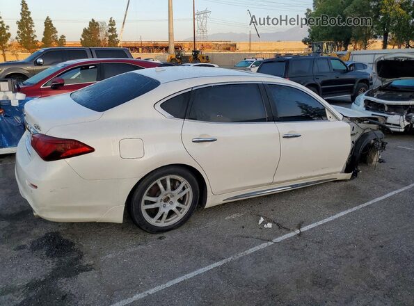 JN1BY1PP3GM630076 2016 INFINITI Q70L Белый Передняя правая четверть