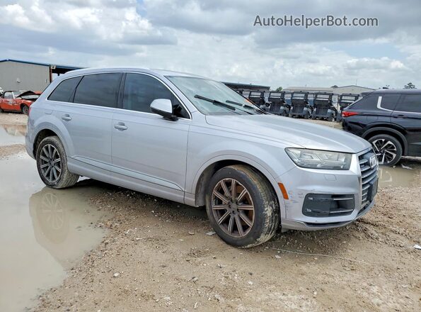 WA1VAAF71HD001105 2017 AUDI Q7 Серебряный Вид спереди