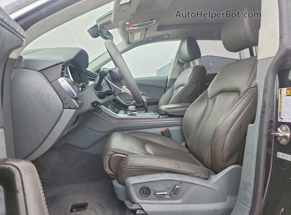 WA1CVAF18KD005912 2019 AUDI Q8 Черный Вид панели приборов