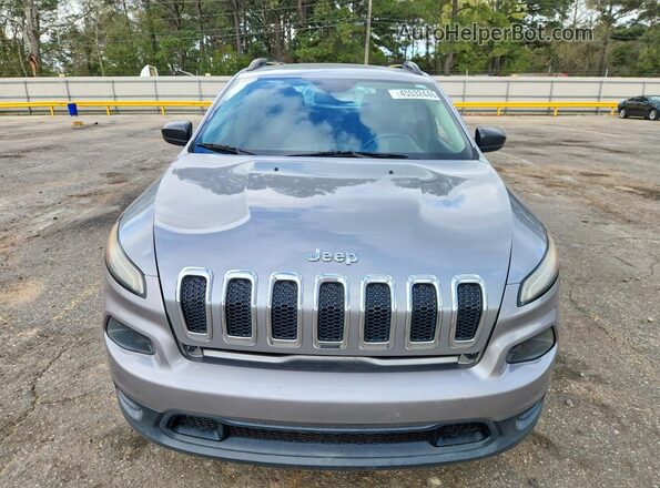 1C4PJLAB3GW137597 2016 JEEP CHEROKEE Silver Widok z tyłu