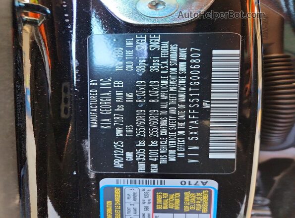 5XYAFFS51TG006807 2026 KIA EV9 Черный Вид наклейки с VIN-кодом