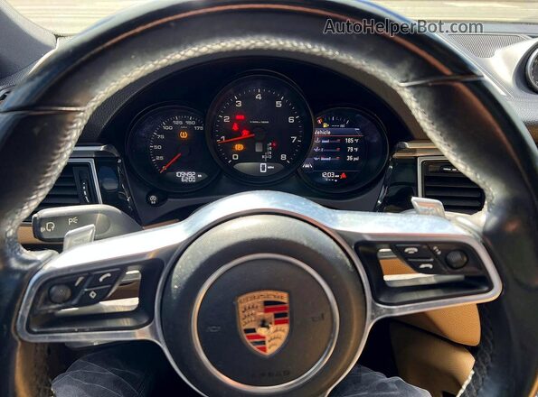 WP1AA2A5XHLB82211 2017 PORSCHE MACAN Золотой Вид панели приборов