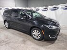 2019 Chrysler Pacifica Touring Plus Белый vin: 2C4RC1FGXKR507702 Damage: Right Front Door, Chipped, 3