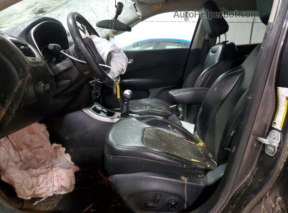 3C4NJDBB4KT647113 2019 JEEP COMPASS Угольный Вид панели приборов