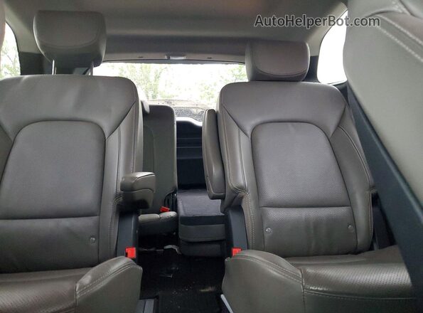 KM8SRDHF5GU158640 2016 HYUNDAI SANTA FE Серебряный Вид задних сидений