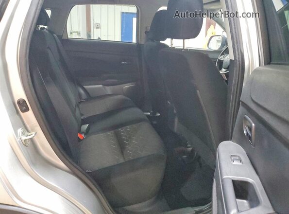 JA4APUAU3NU003137 2022 MITSUBISHI OUTLANDER Серебряный Вид подкапотного пространства