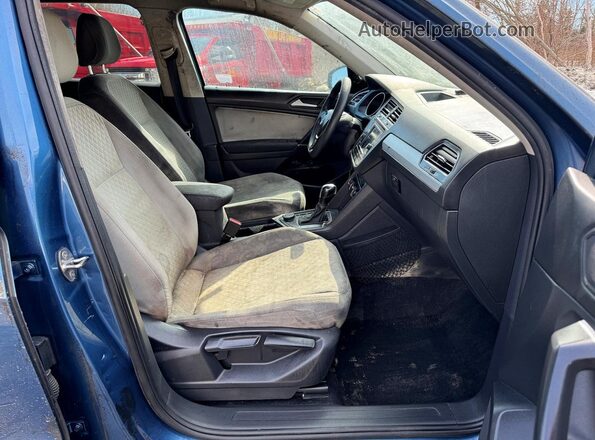 3VV0B7AX7LM015922 2020 VOLKSWAGEN TIGUAN Blue უკანა ხედი