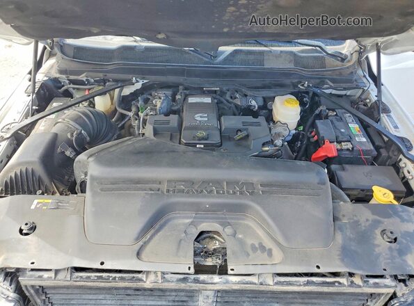 3C6UR5HL9MG658671 2021 RAM 2500 White Вид підкапотного простору