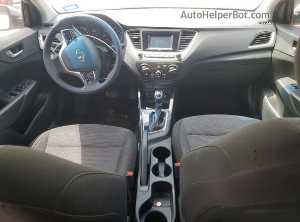 3KPC24A34JE018470 2018 HYUNDAI ACCENT Серебряный Вид щитка приборов