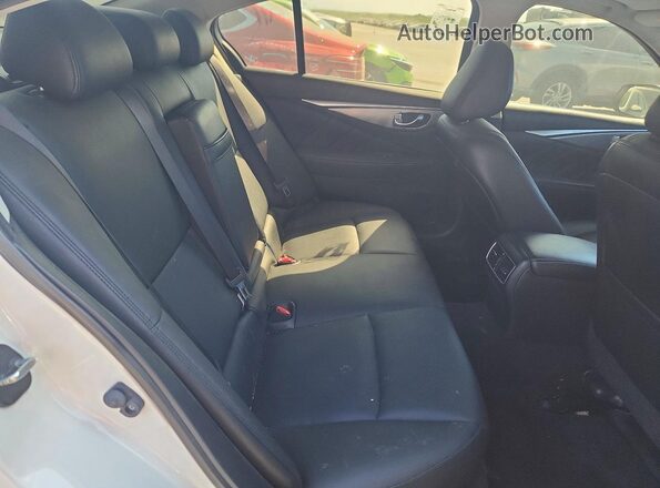 JN1EV7AR5GM342191 2016 INFINITI Q50 White Vista interior trasera