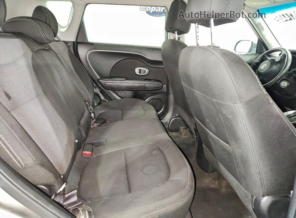 KNDJP3A54J7535109 2018 KIA SOUL Серый Вид задней части салона