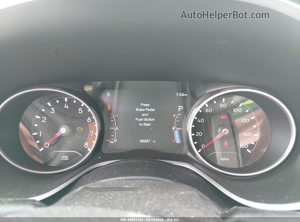 3C4NJCCB4LT165977 2020 JEEP COMPASS Красный Вид задних сидений