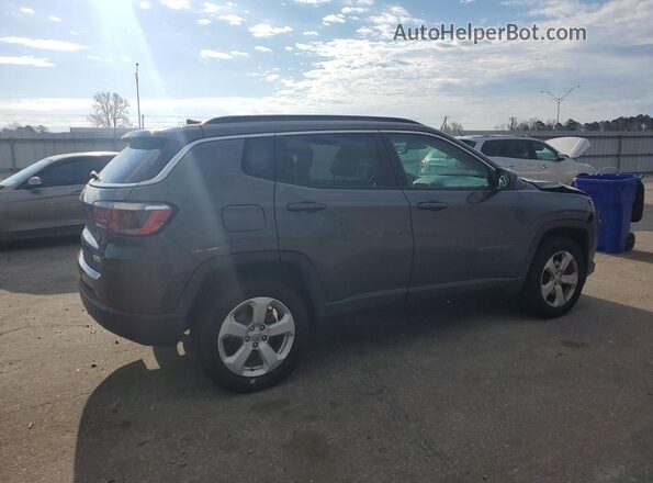 3C4NJDBB0JT314034 2018 JEEP COMPASS Серый Задняя правая четверть