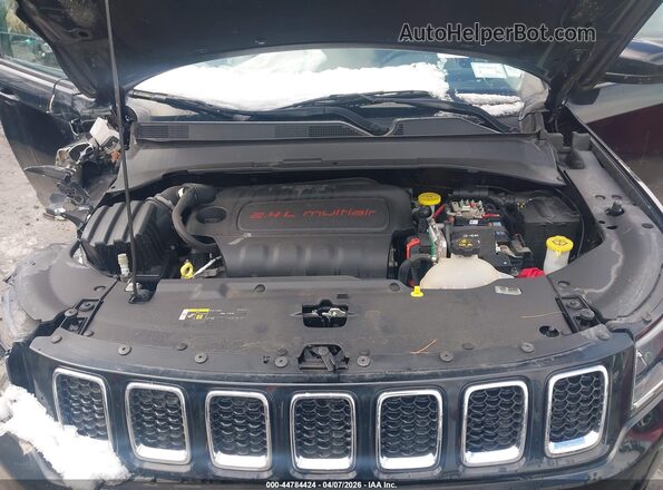 3C4NJDBB0LT138590 2020 JEEP COMPASS Black Widok z tyłu