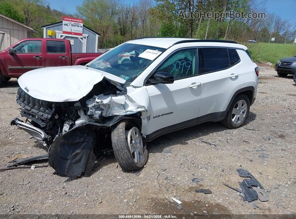 3C4NJDBB0NT131593 2022 JEEP COMPASS White Vista tres cuartos delantera izquierda