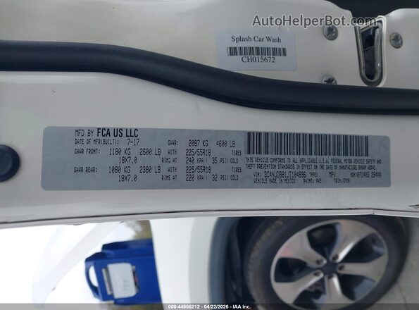 3C4NJDBB1JT104896 2018 JEEP COMPASS White Vista del compartimento del motor