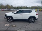 2018 Jeep Compass Latitude 4x4 White vin: 3C4NJDBB1JT104896