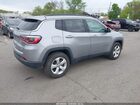 2018 Jeep Compass Latitude 4x4 Серебряный vin: 3C4NJDBB1JT142855