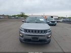 2018 Jeep Compass Latitude 4x4 Серебряный vin: 3C4NJDBB1JT142855