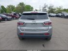 2018 Jeep Compass Latitude 4x4 Серебряный vin: 3C4NJDBB1JT142855