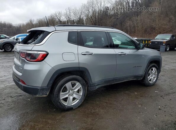 3C4NJDBB2NT204673 2022 JEEP COMPASS Silver Rear right