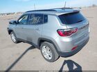 2022 Jeep Compass Latitude 4x4 Silver vin: 3C4NJDBB3NT102217