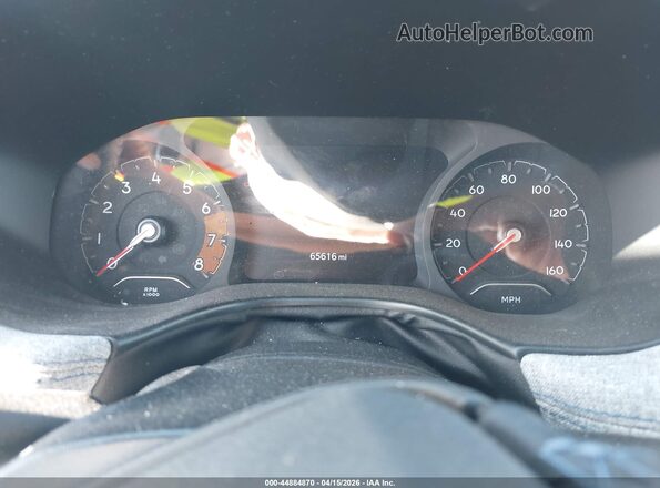 3C4NJDBB3NT102217 2022 JEEP COMPASS Silver Widok tylnych siedzeń