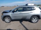 2022 Jeep Compass Latitude 4x4 Silver vin: 3C4NJDBB3NT102217