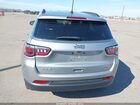 2022 Jeep Compass Latitude 4x4 Silver vin: 3C4NJDBB3NT102217