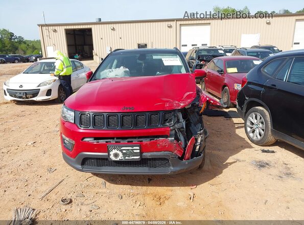 3C4NJDBB5JT433651 2018 JEEP COMPASS Red უკანა სალონის ხედი