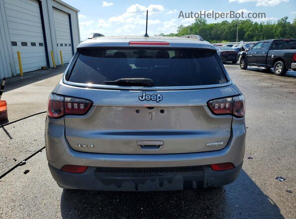 3C4NJDBB5JT464480 2018 JEEP COMPASS Silver Vista trasera