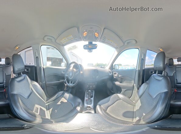 3C4NJDBB5JT464480 2018 JEEP COMPASS Silver Vista interior de 360 grados