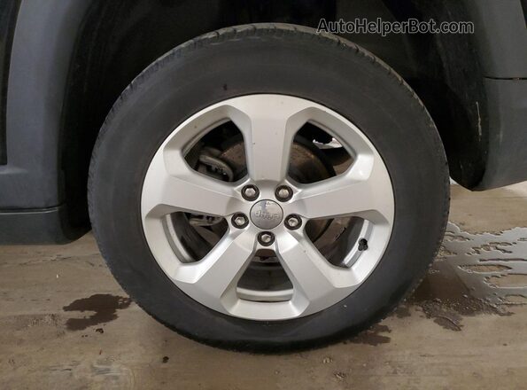 3C4NJDBB5JT483434 2018 JEEP COMPASS Черный 