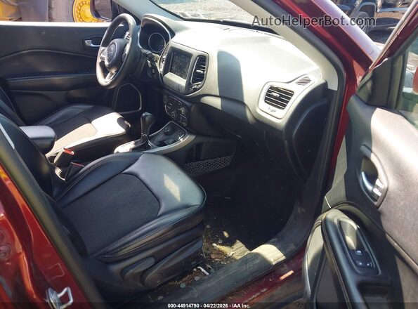 3C4NJDBB5MT516615 2021 JEEP COMPASS Красный Вид салона спереди