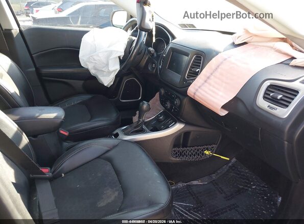 3C4NJDBB6JT191145 2018 JEEP COMPASS Black Widok wnętrza z przodu